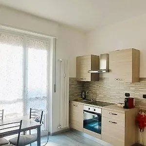 https://la-petite-agrate-brianza.it-lombardy.com